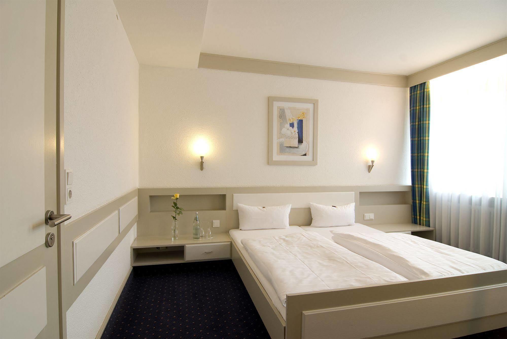 Hotel Kempf Dirmstein Екстериор снимка